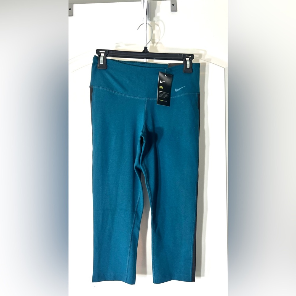 Womens Nike Dri-Fit Training Capri